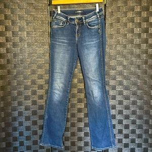 Women’s Suki slim Bootcut Silver Jeans SZ 27x33.